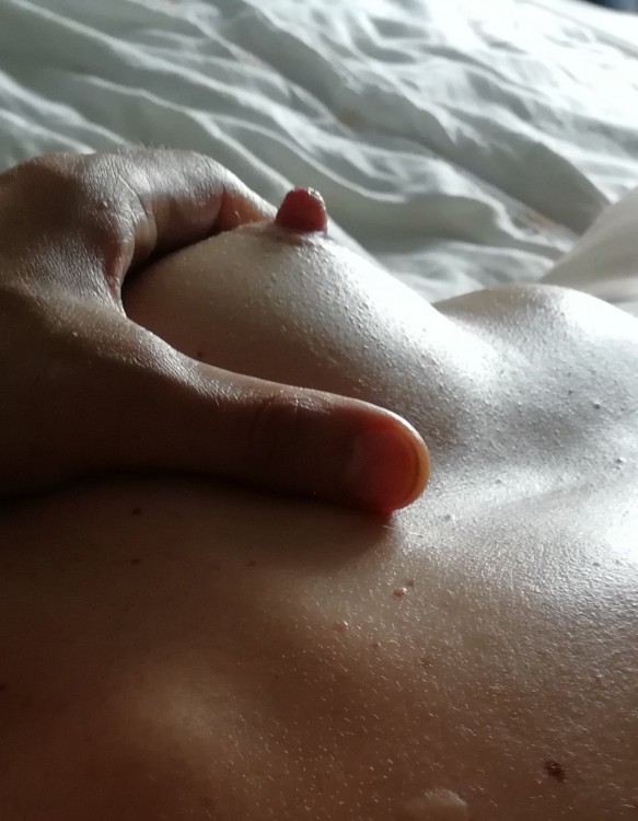 Чувственный массаж груди...